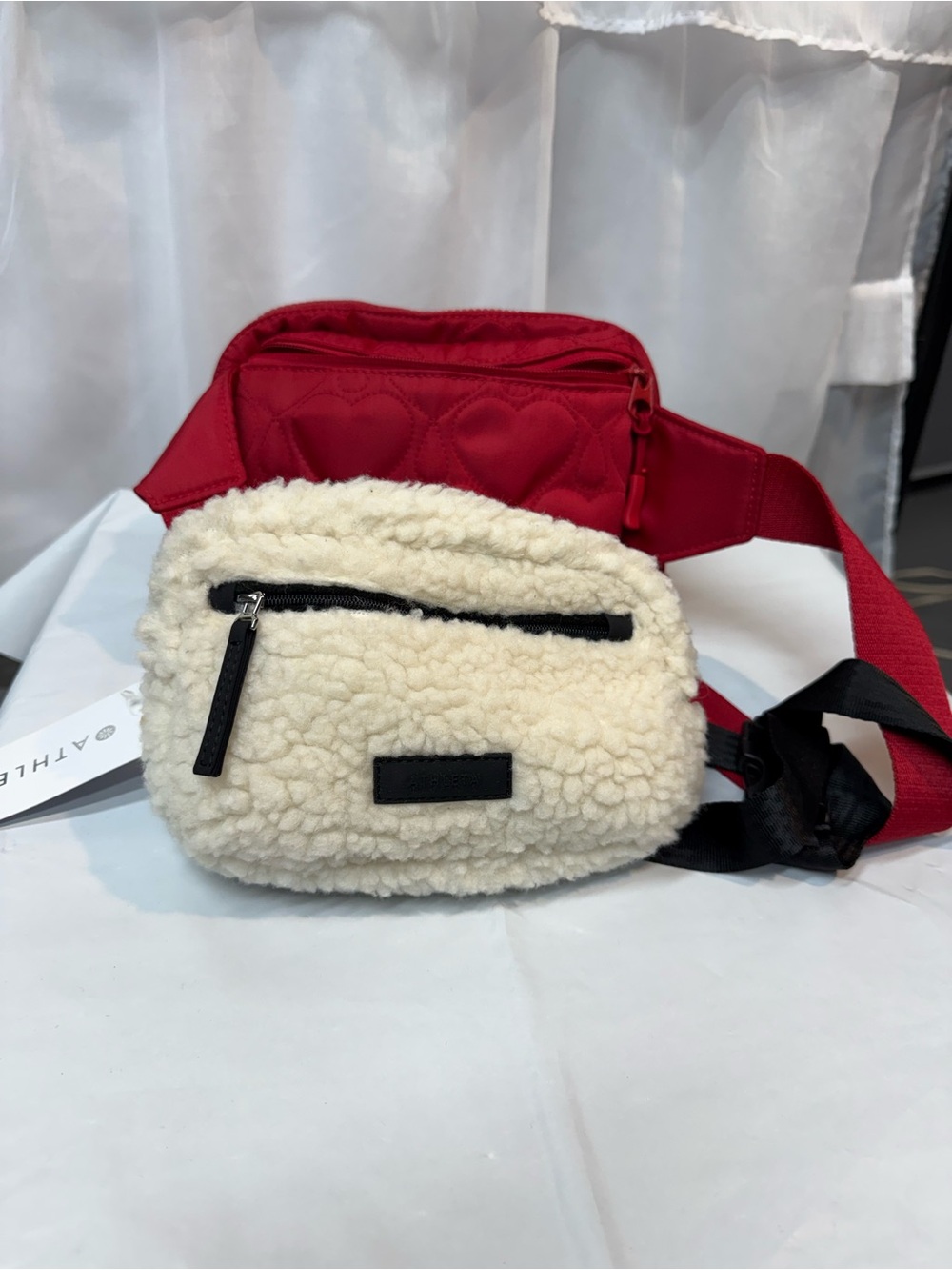Athleta Sherpa Belt Bag and Maurice’s Red Heart Belt bag 2/$20🌸